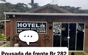 Pousada Bica D'Água De frente BR 282